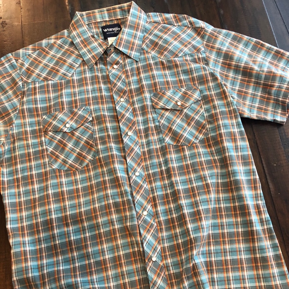 Wrangler Pearl Snap Button Down
